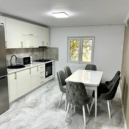 Elite Apartment Bodzavásár Kültér fotó