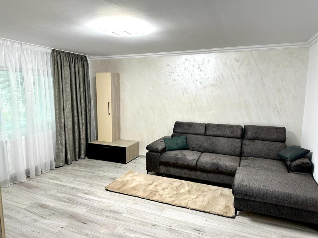 Elite Apartment Bodzavásár Kültér fotó
